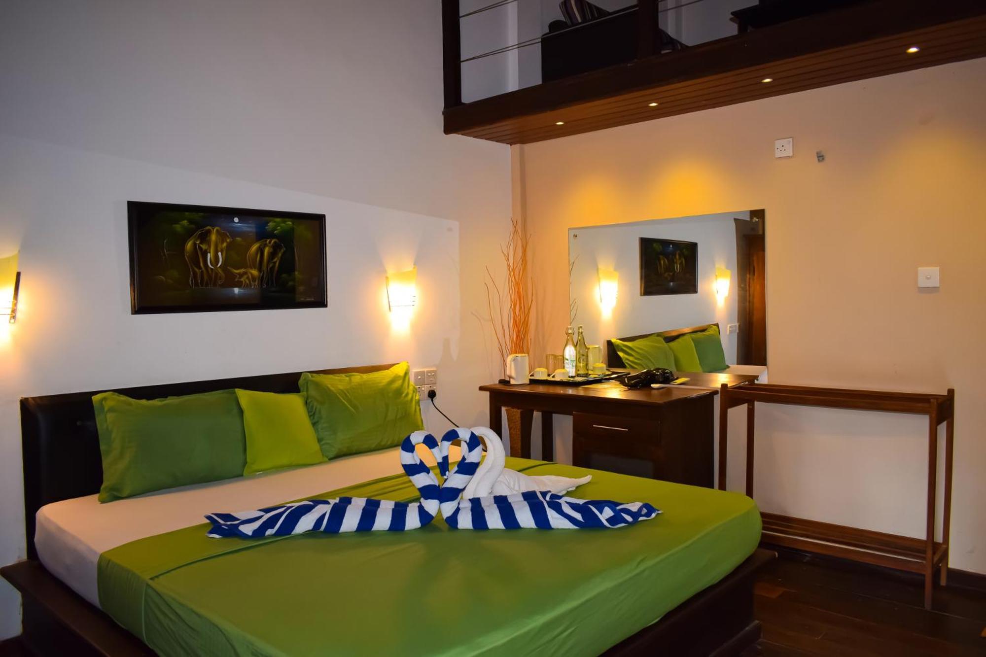 Hotel Green Garden Trincomalee Ngoại thất bức ảnh