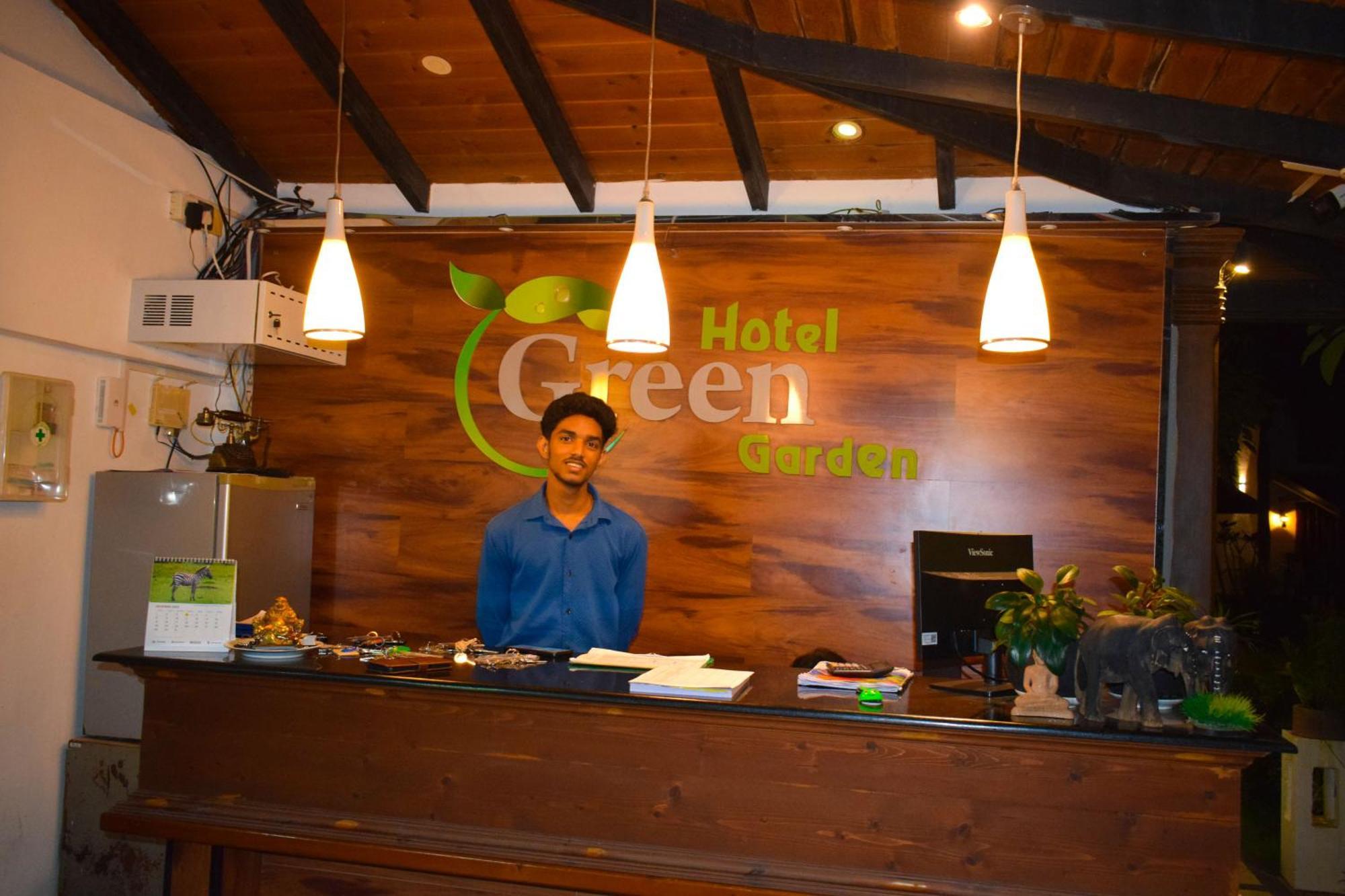 Hotel Green Garden Trincomalee Ngoại thất bức ảnh